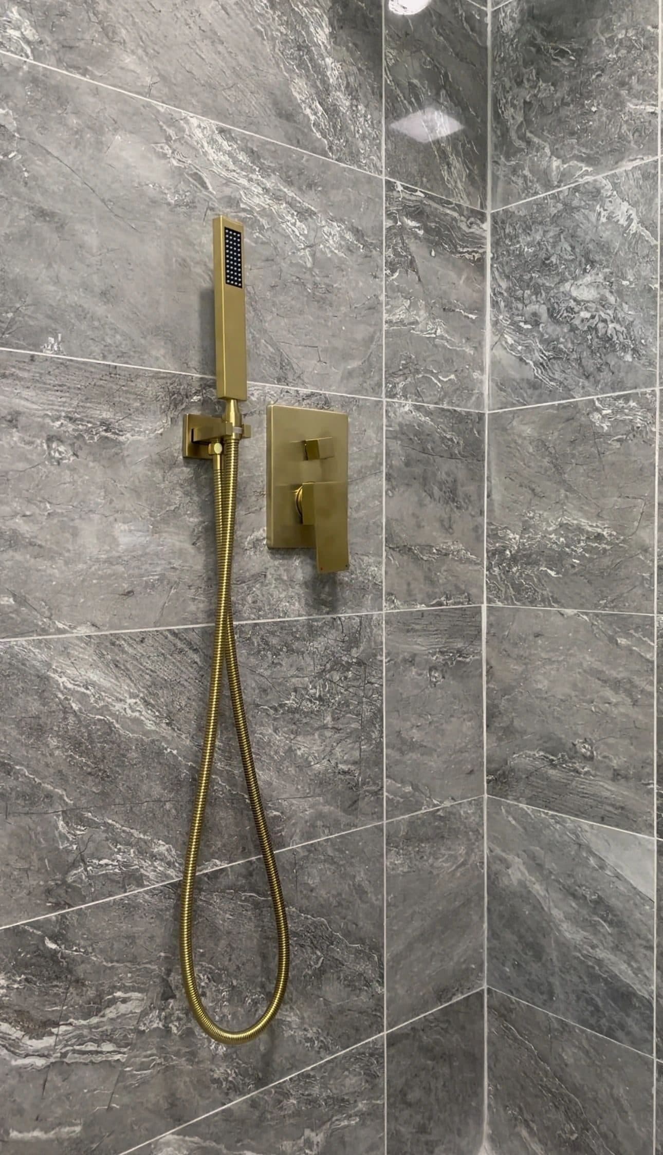 AriaLux Homes interior finish detail